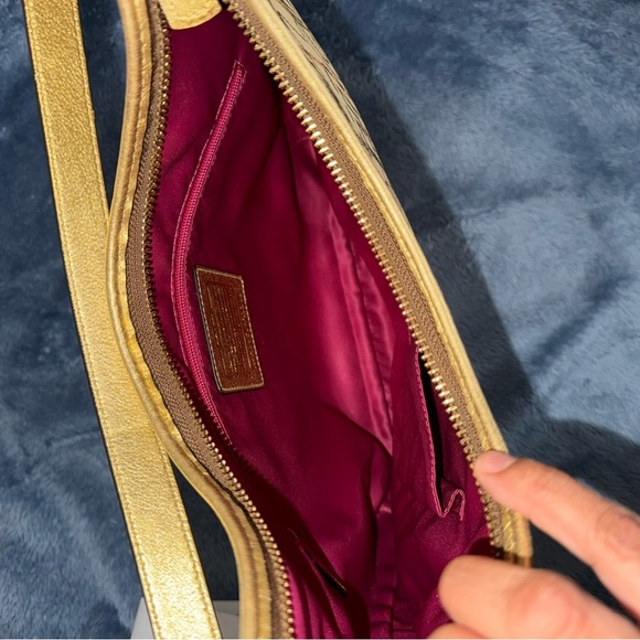 Coach Fl3309 Tattersall Gold Graffiti Hobo Purse Authenticate - Picture 4 of 6